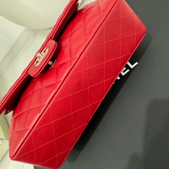 Chanel small classic Handbag - Picture 2 of 11